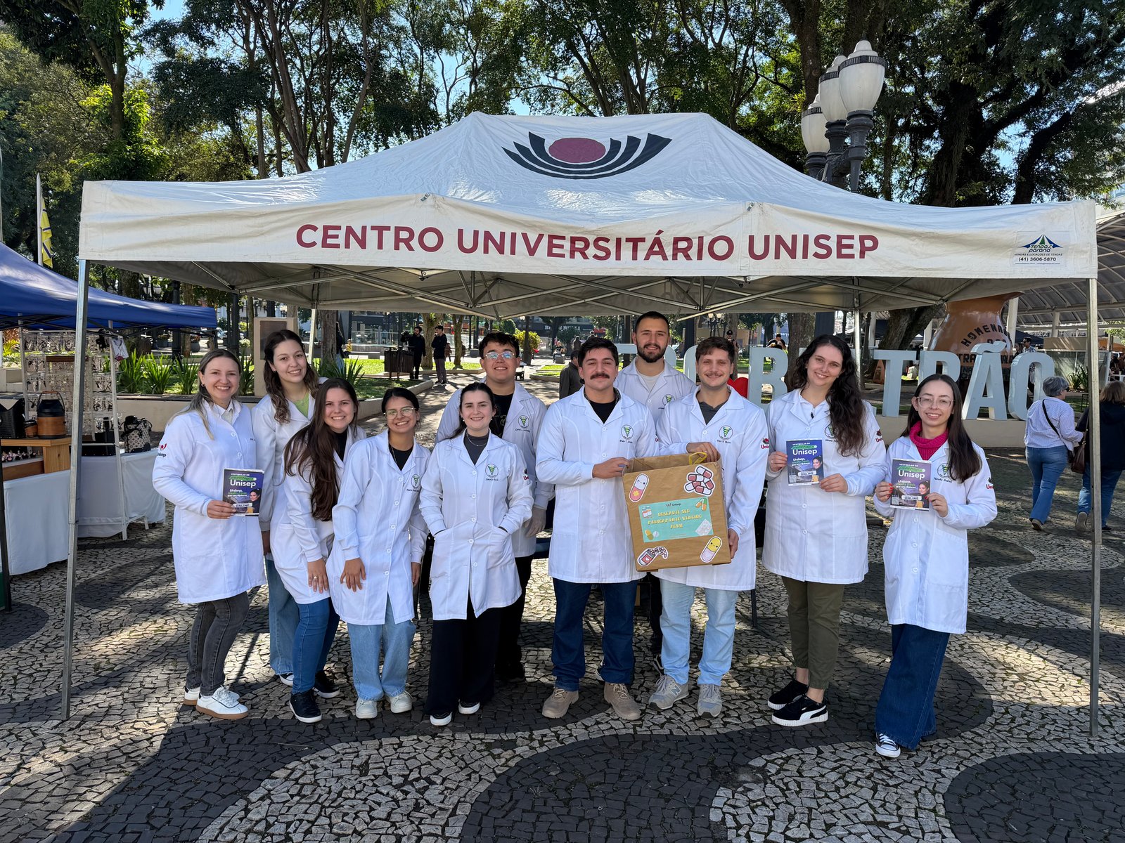 Unisep encerra mês de maio com campanhas solidárias e ação na praça
