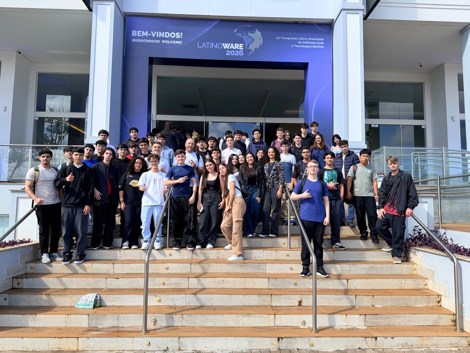 Acadêmicos da Unisep participam do 23º Latinoware, em Foz do Iguaçu