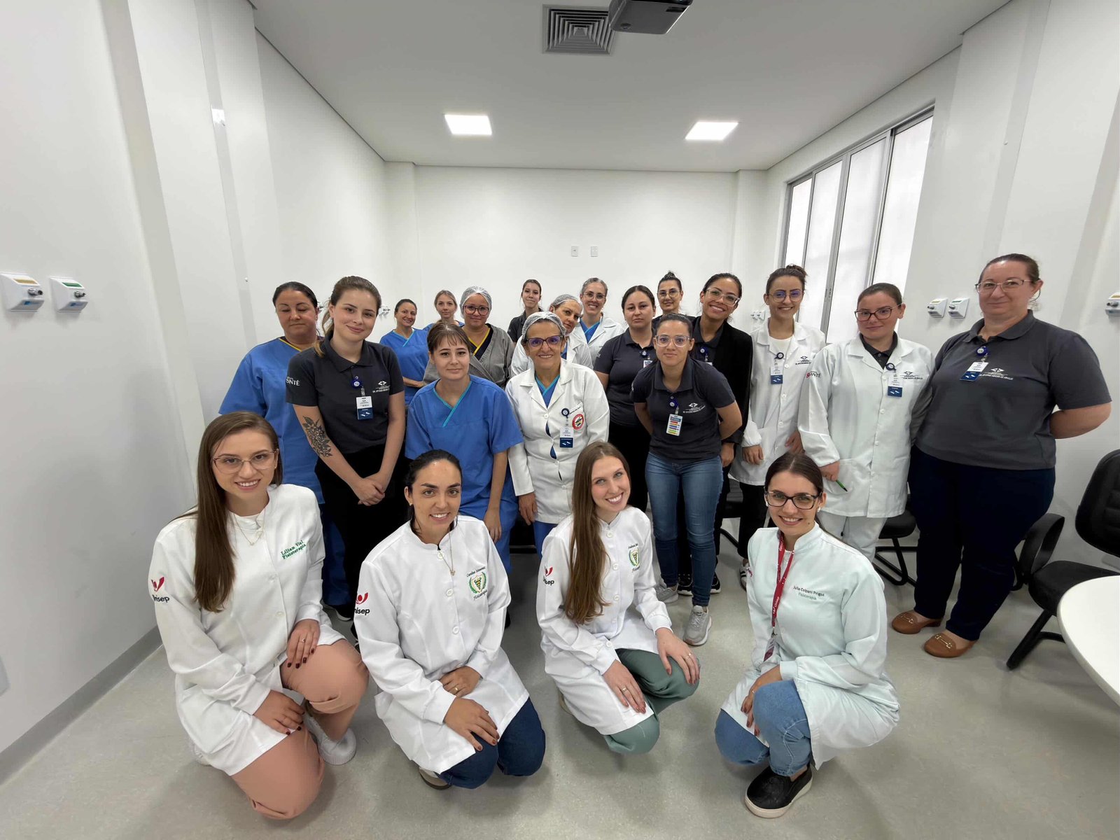 Curso de Fisioterapia da Unisep realiza ação sobre saúde pélvica feminina no HGI